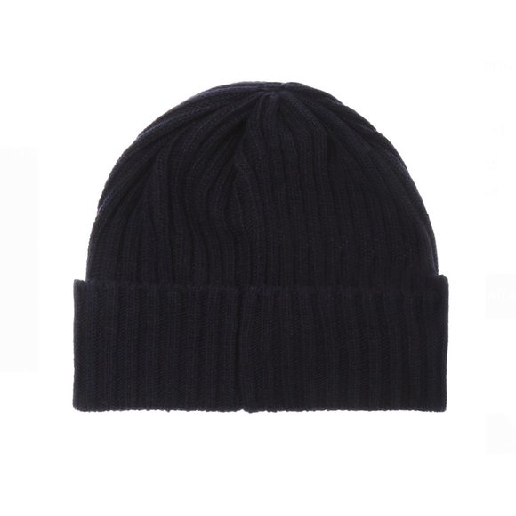 Gucci Knit Beanie Hat with Pierced Heart in Black New With Tags - Picture 5 of 7